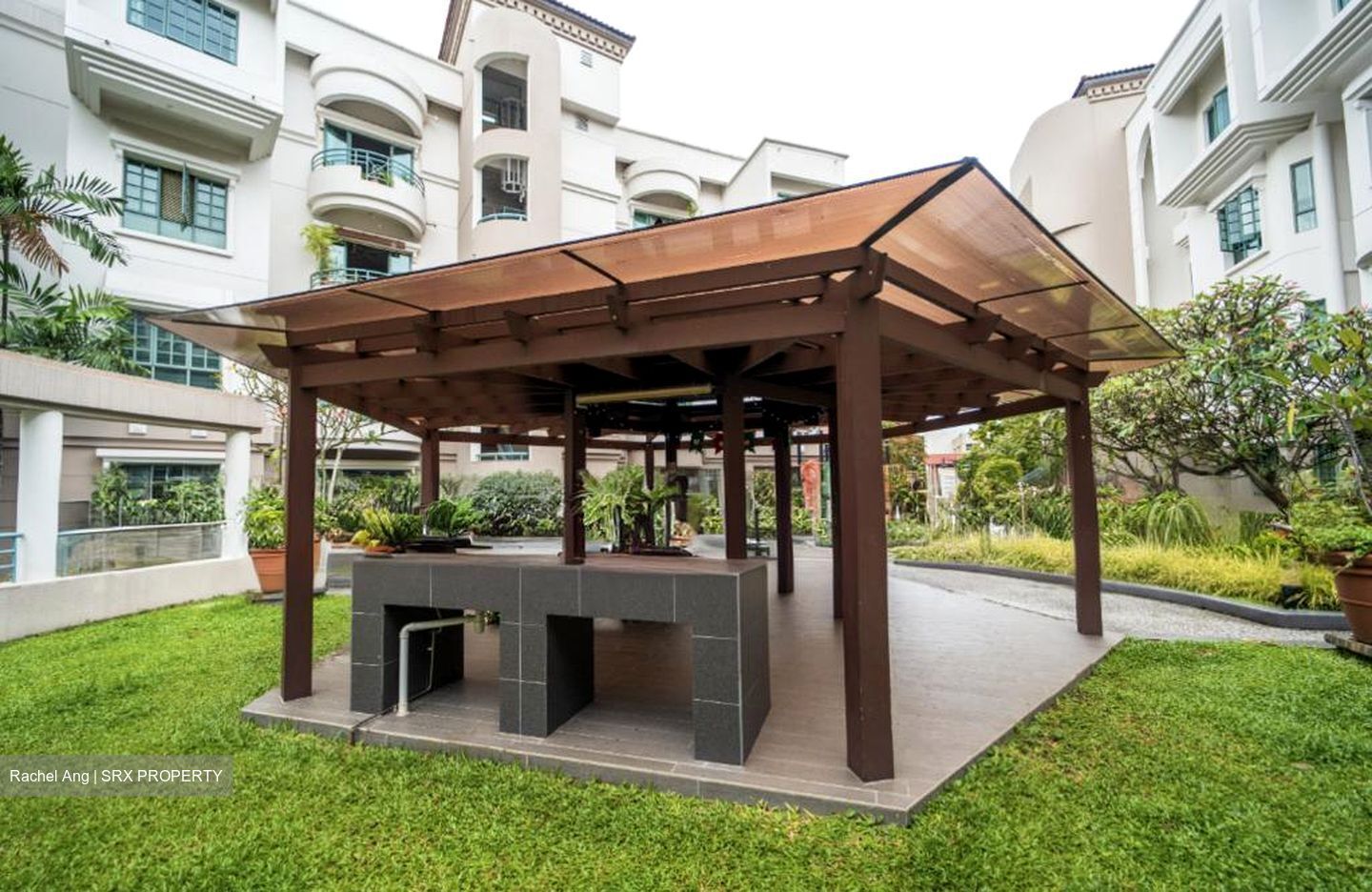 Gold Coast Condo (D5), Condominium #526890161